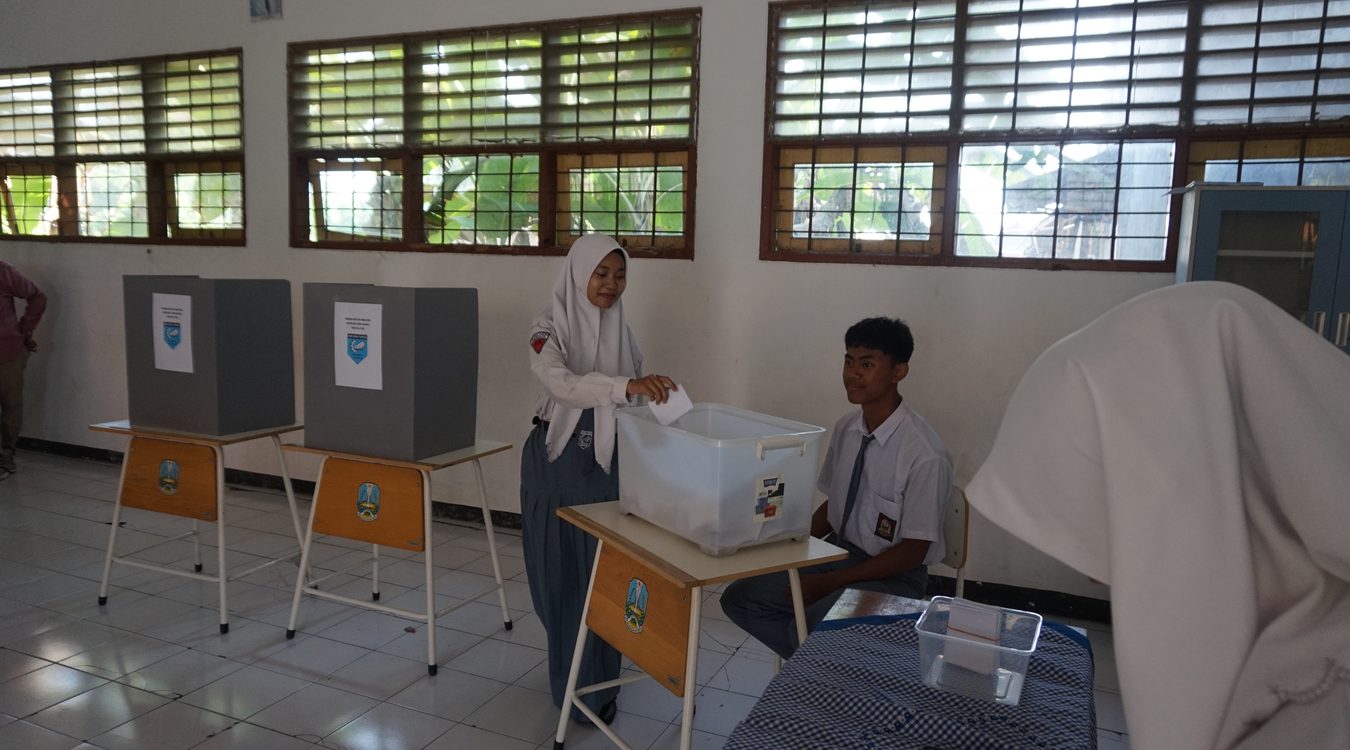 Bilik dan kotak suara pemilihan