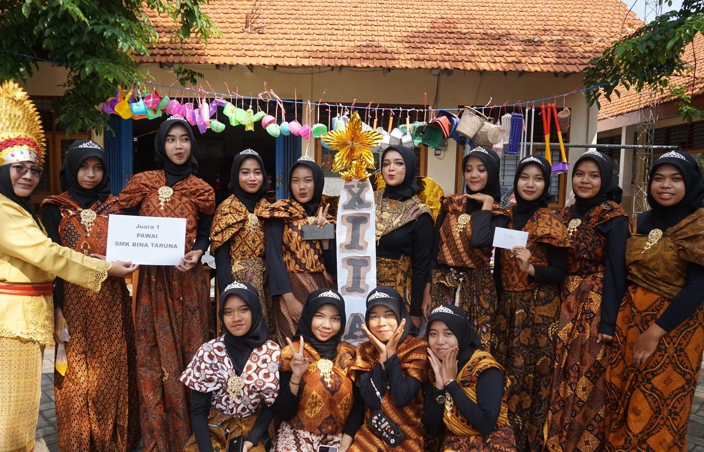 Semarak HUT RI ke-80 di SMK Bina Taruna: Lomba dan Pawai Busana