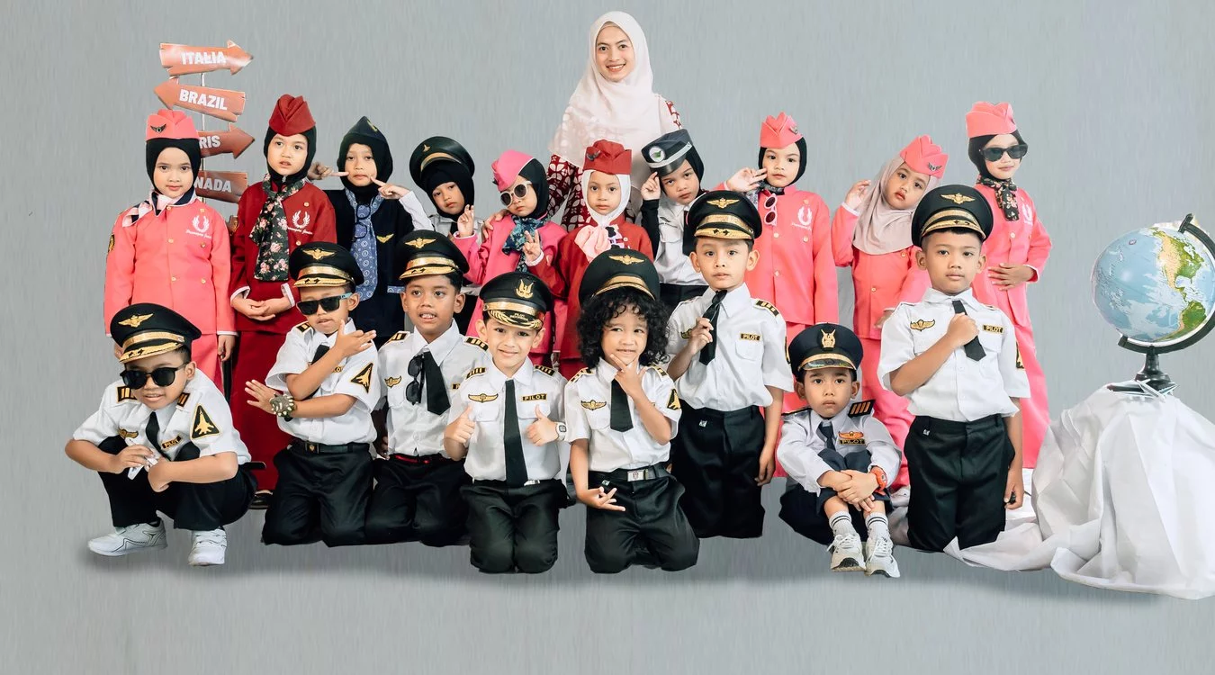 Kelas Amanah dengan tema pilot dan pramugari