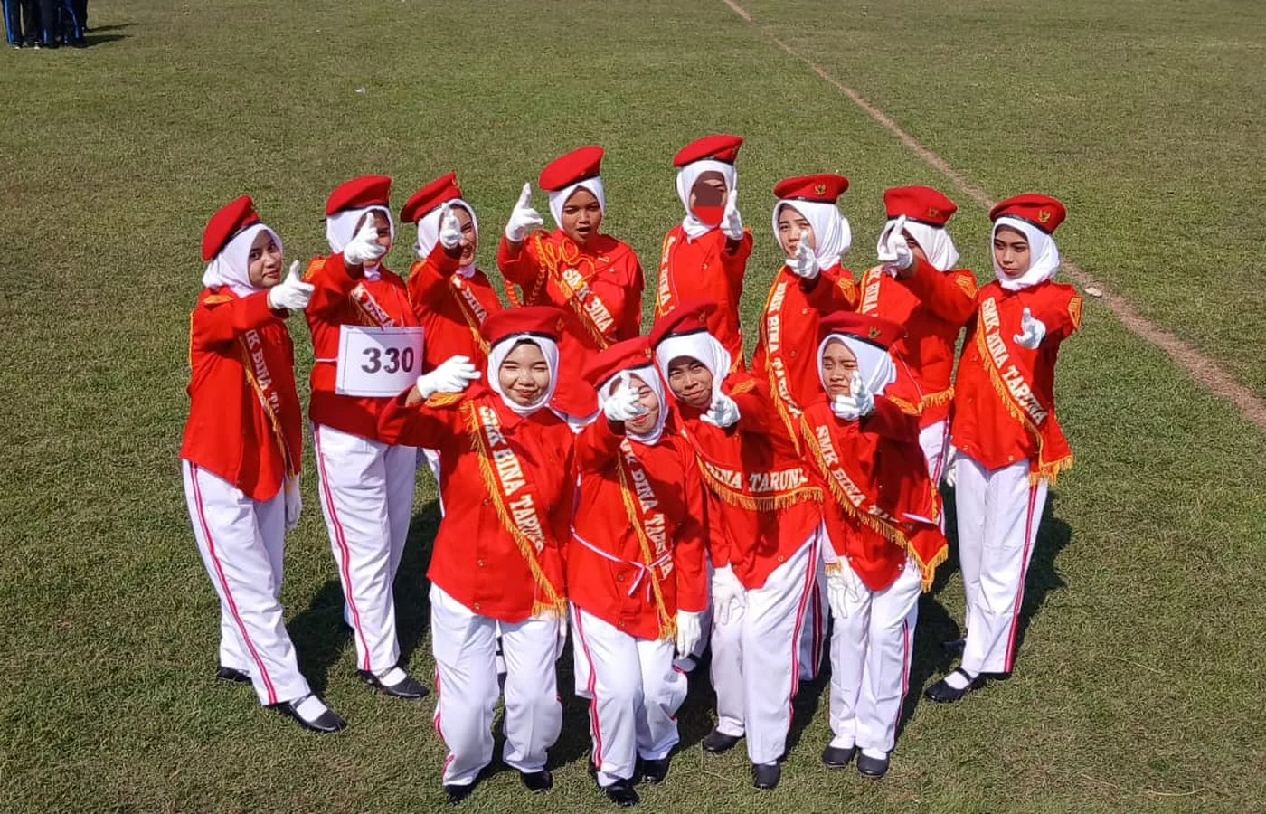 Paskibra SMK Bina Taruna Bersiap Menyambut HUT RI ke-80